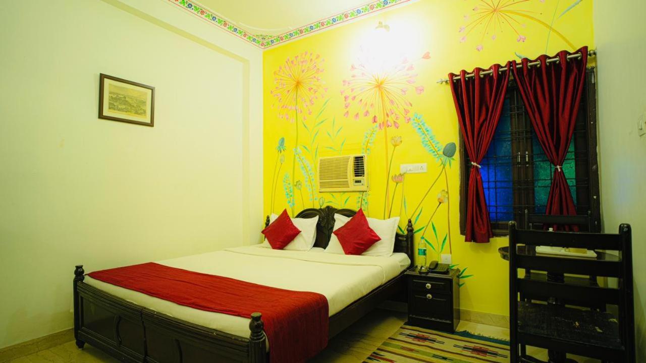 Hotel Lake Paradise Udaipur Eksteriør billede