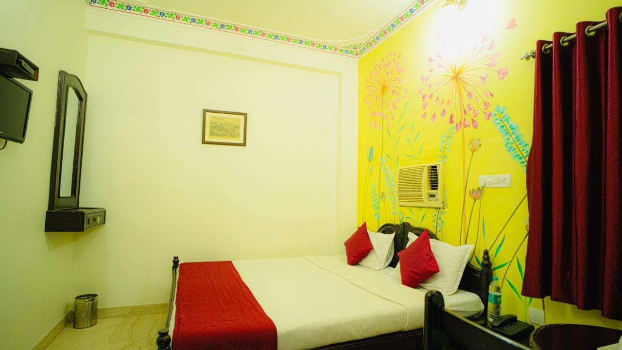 Hotel Lake Paradise Udaipur Eksteriør billede