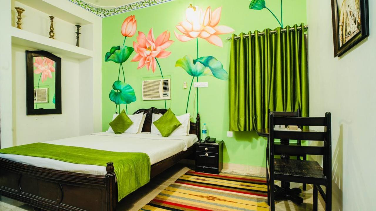 Hotel Lake Paradise Udaipur Eksteriør billede