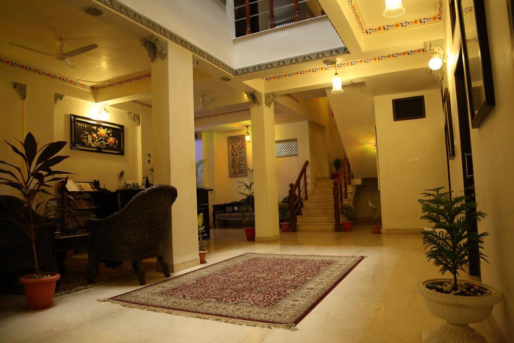 Hotel Lake Paradise Udaipur Eksteriør billede