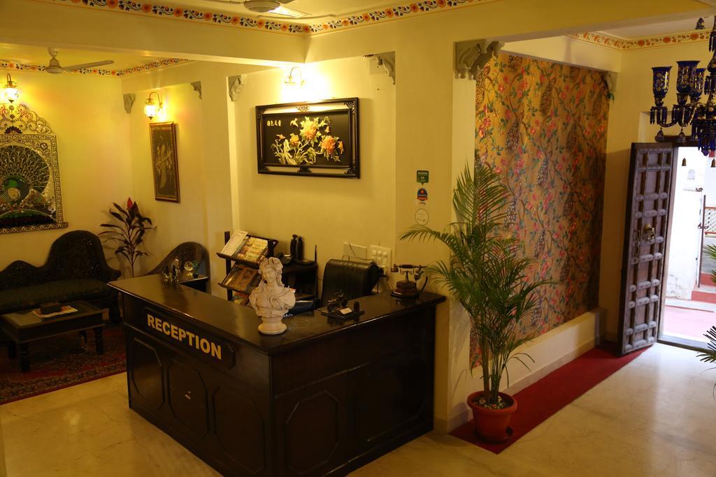 Hotel Lake Paradise Udaipur Eksteriør billede